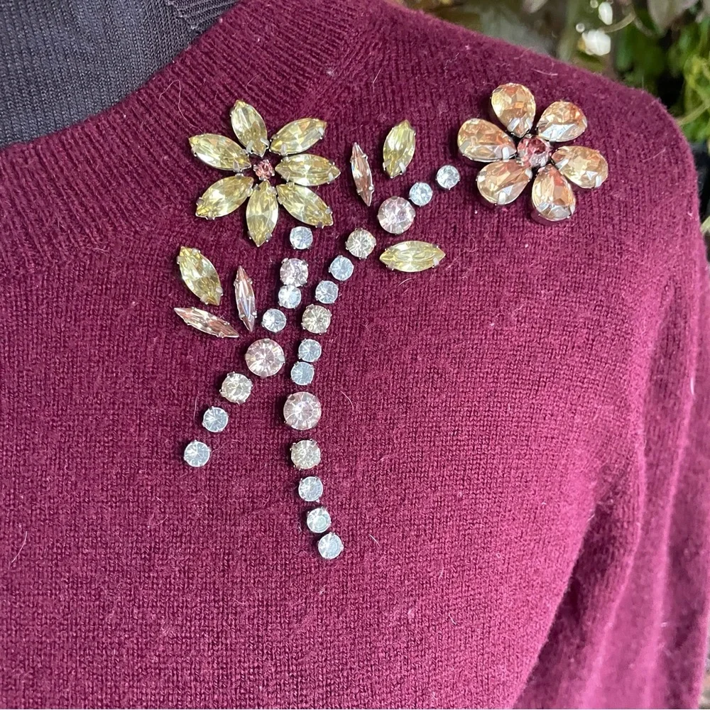 KATE SPADE SWEATER w/GLASS RHINESTONE EMBELLISHMENT size Medium‎